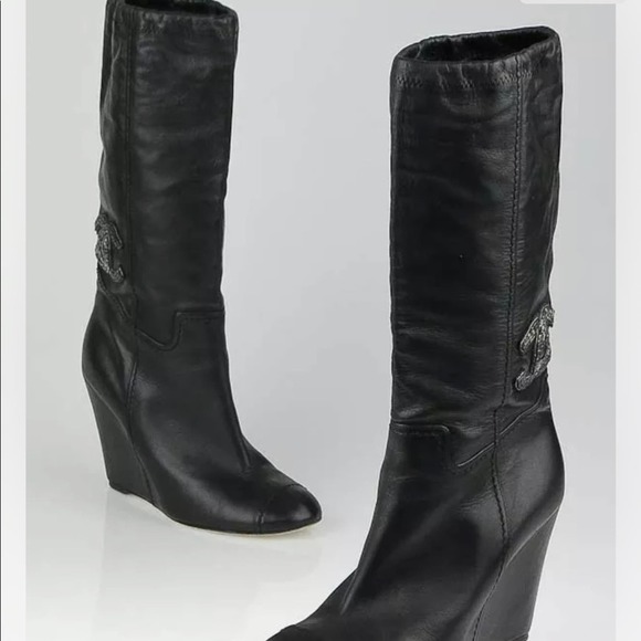 Chanel Leather CC Crystal Embellished Black Wedge Heel Calf Boots Size 38 - Picture 1 of 16